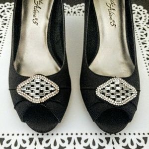 HEELS - Elegant Black Satin Heels